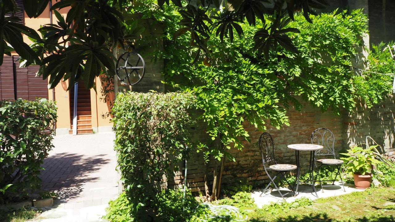 R&B Giardino 34 Bed and Breakfast Forlì Buitenkant foto